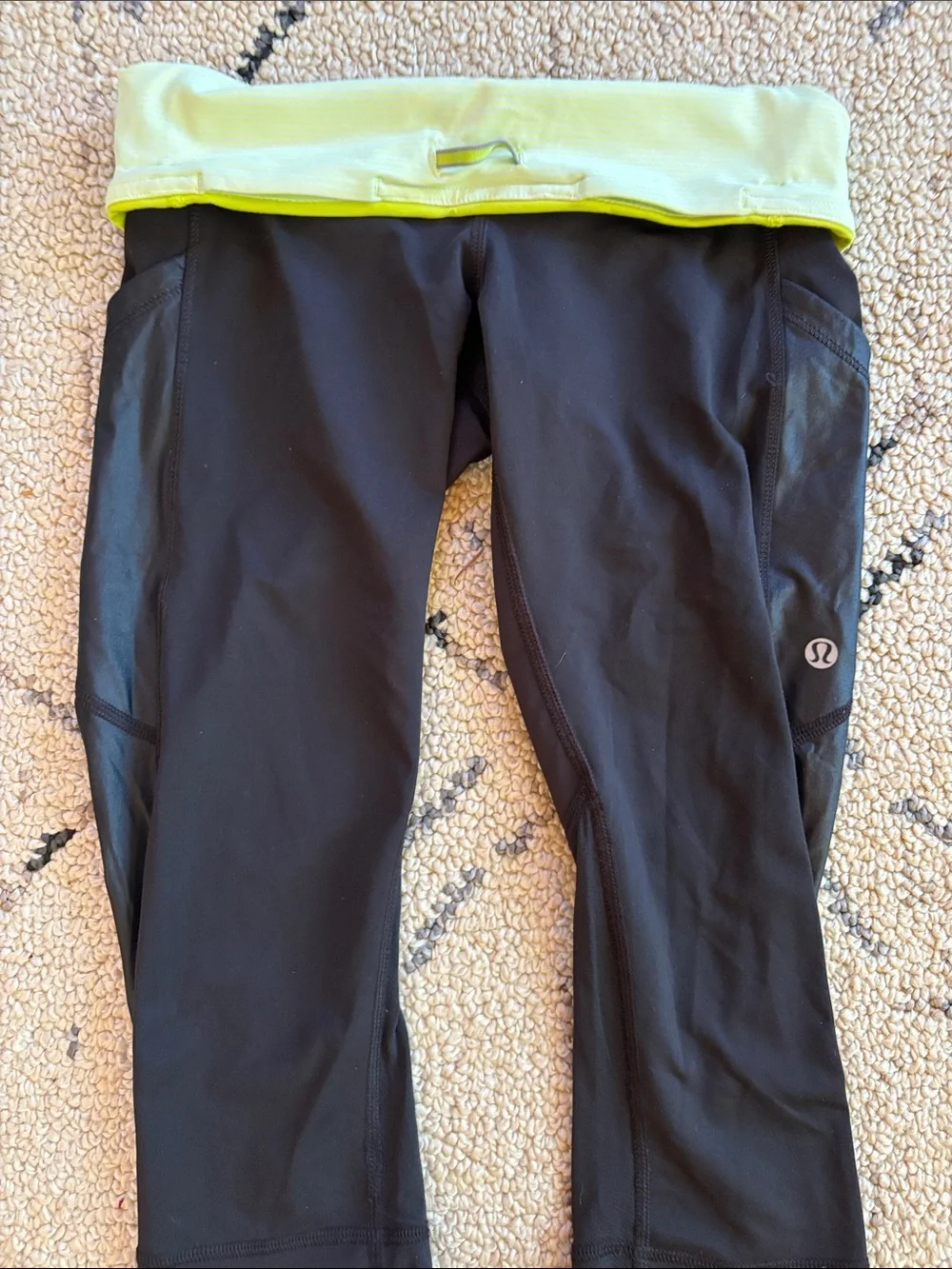 OG Lululemon Sonic Yellow  Set Energy Bra + Speed Crop 21